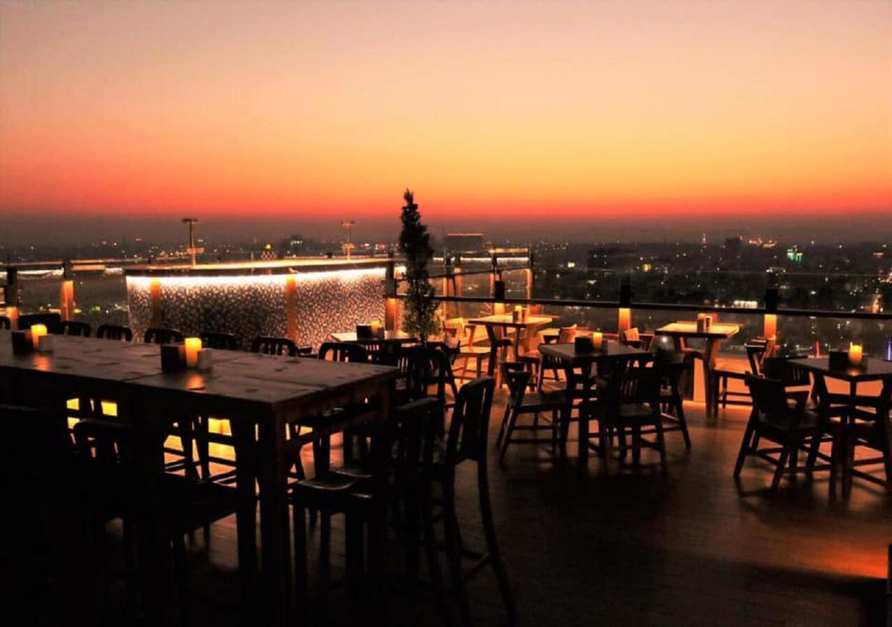 Ritz Grand Hotel Mandalay Exterior photo
