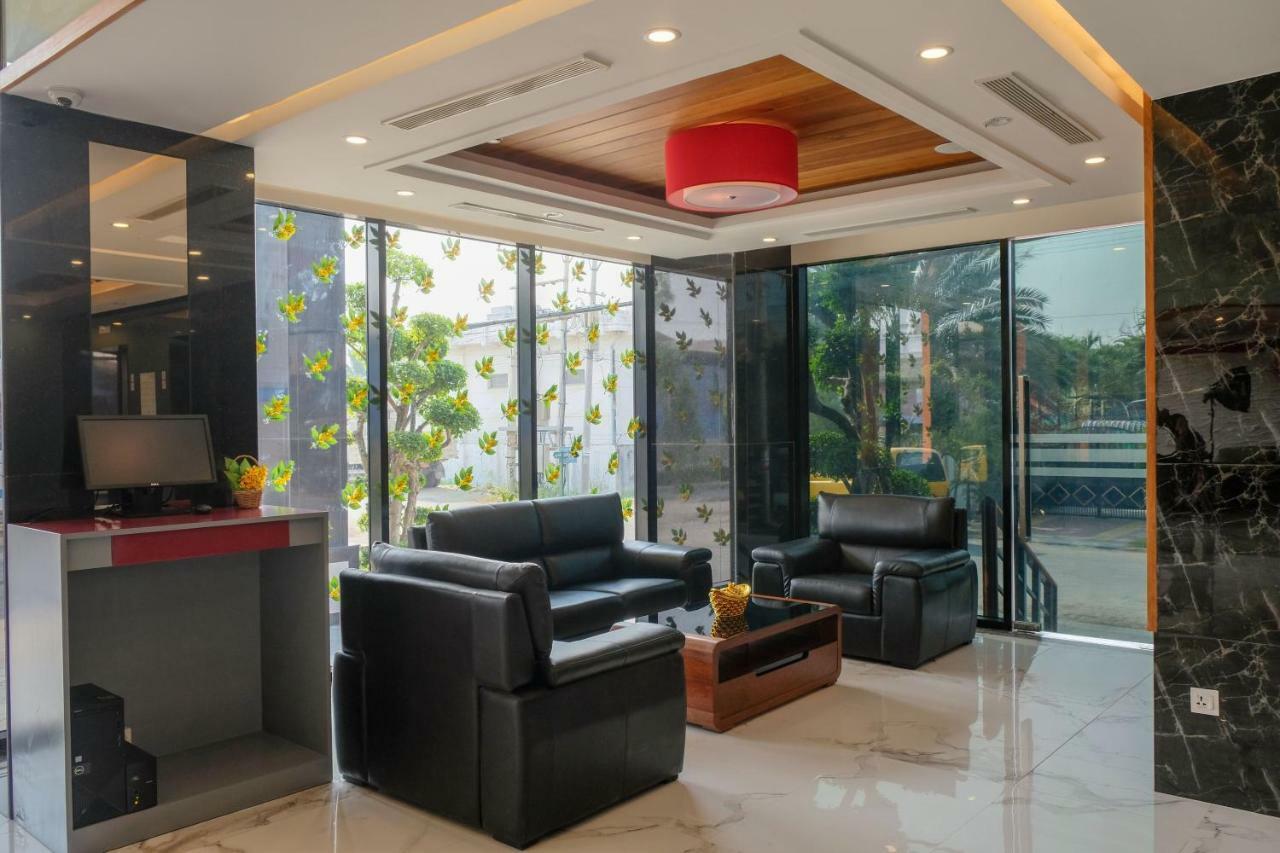 Ritz Grand Hotel Mandalay Exterior photo