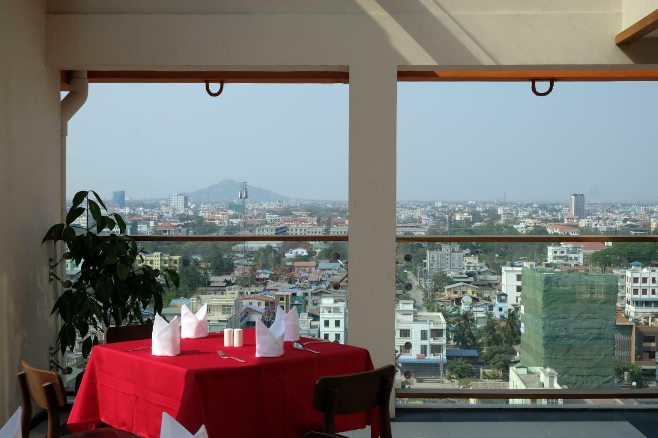 Ritz Grand Hotel Mandalay Exterior photo
