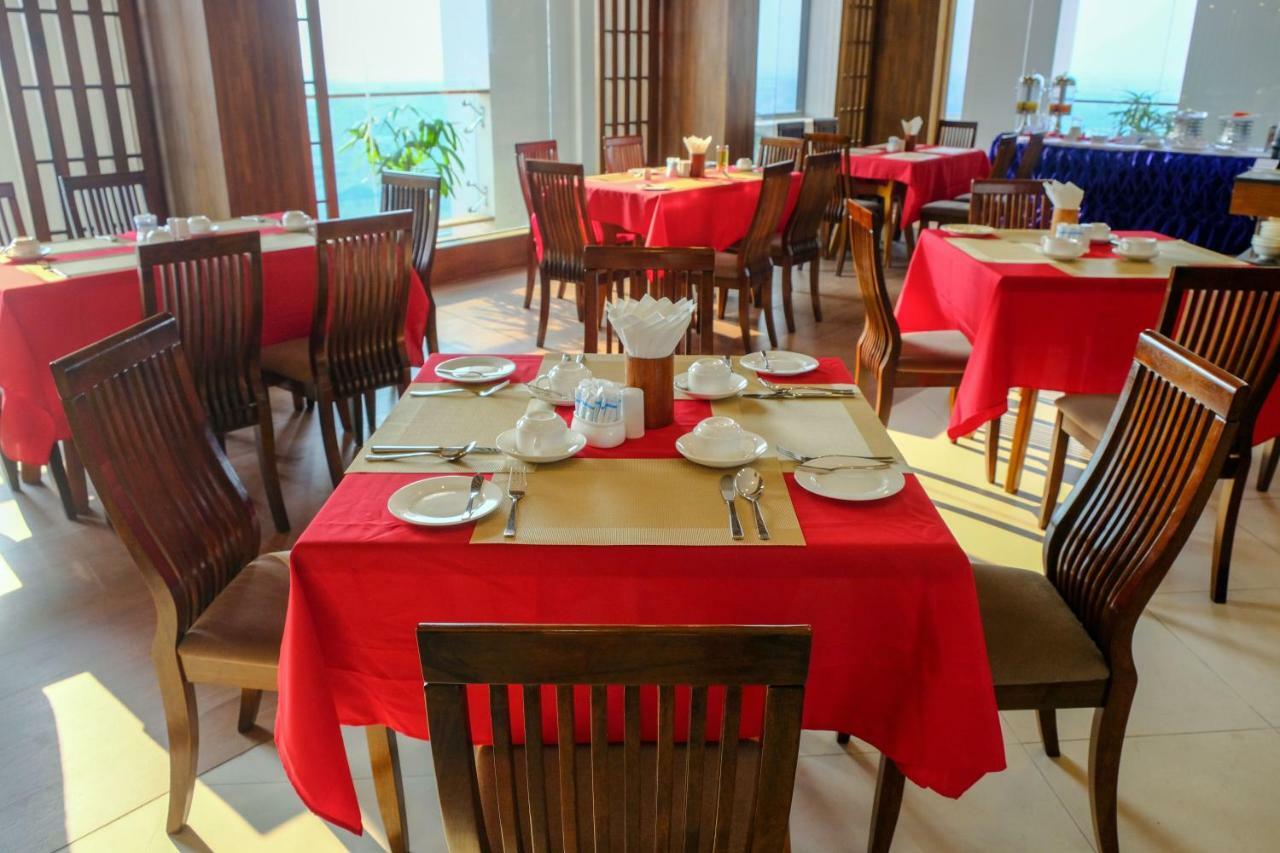 Ritz Grand Hotel Mandalay Exterior photo