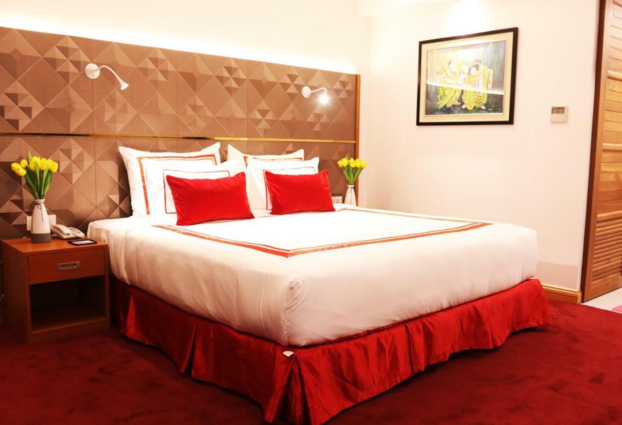 Ritz Grand Hotel Mandalay Exterior photo